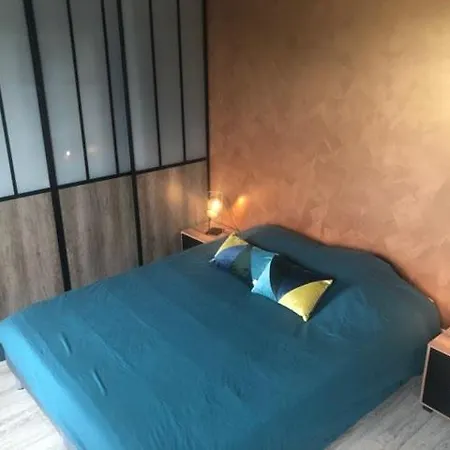 Aux Portes De 아파트 사흘라 라 카네다